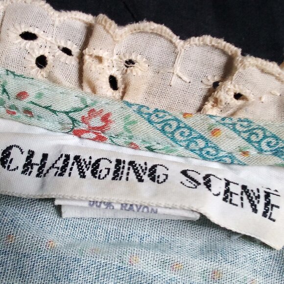 Vintage Changing Scene Floral Pearl Snap Lace Collar Shirt - Picture 4 of 6